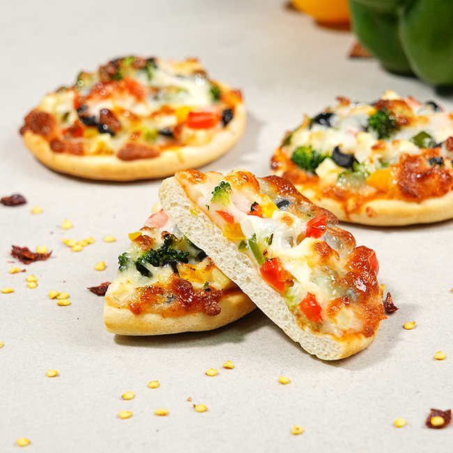 Hawaiian Mini Vegetable Pizza